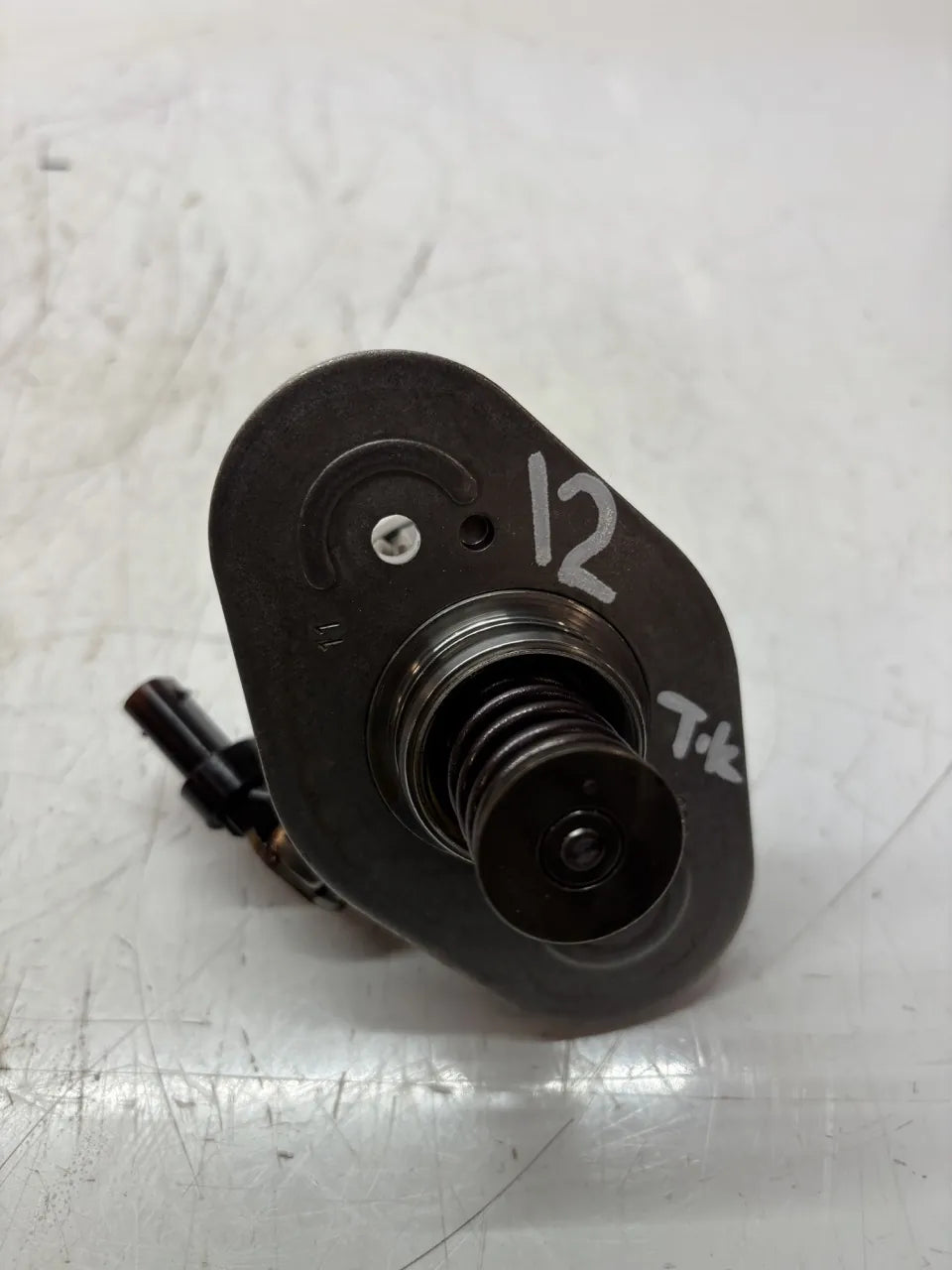 Bomba de combustible Mini Cooper S F56 F57 2.0 gasolina B48A20F B48 8631642