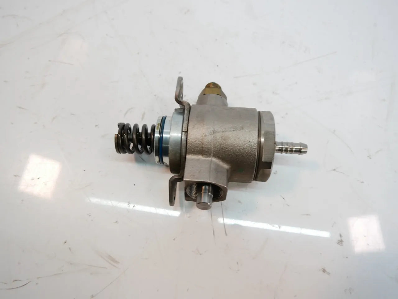 Bomba de combustible Audi Seat Skoda Volkswagen A3 Leon Passat 2.0 TFSI TSI CCZA CCZ