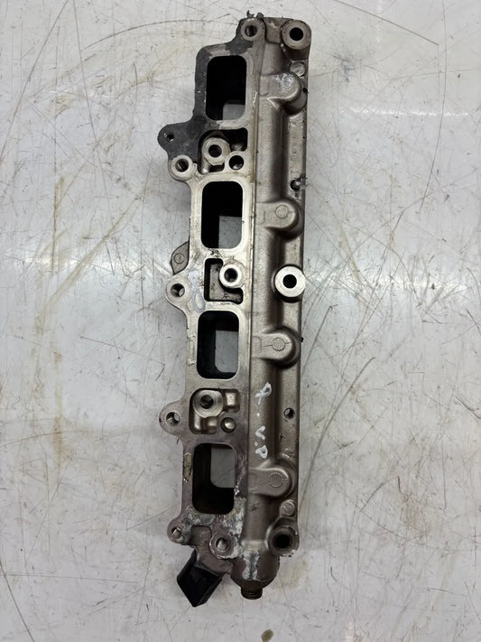 Rampa inyectora Volkswagen Audi Skoda Seat A1 1.4 TFSI TSI CAXA CAX 03C133202AQ