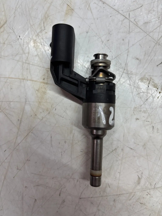 Inyector de combustible Volkswagen Audi Skoda Seat A1 1.4 TFSI TSI CAXA 03C906036M
