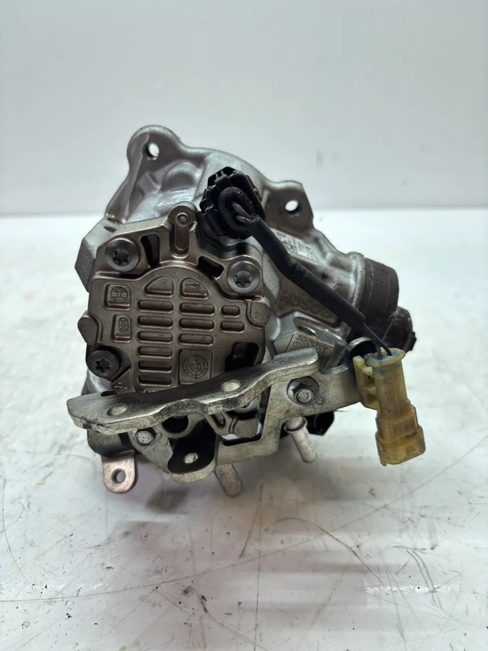 Bomba de alta presión Jaguar XF I X250 3.0 Diesel 306DT AJTDV6 9X2Q-9B395-CA