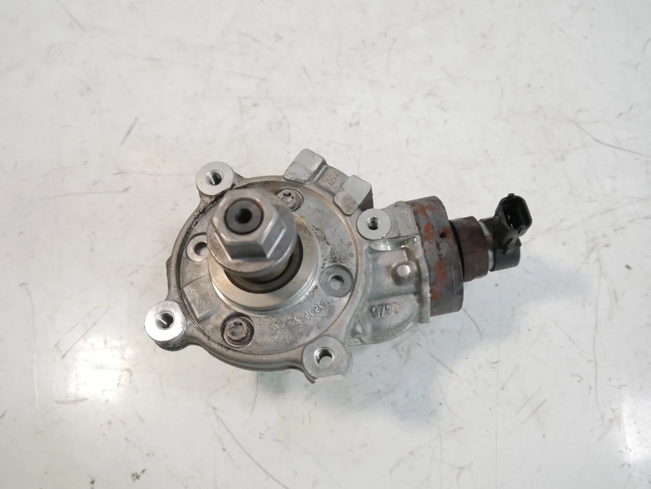 Bomba de alta presión Ford Transit Connect 1.5 EcoBlue Z2GA 9818034380