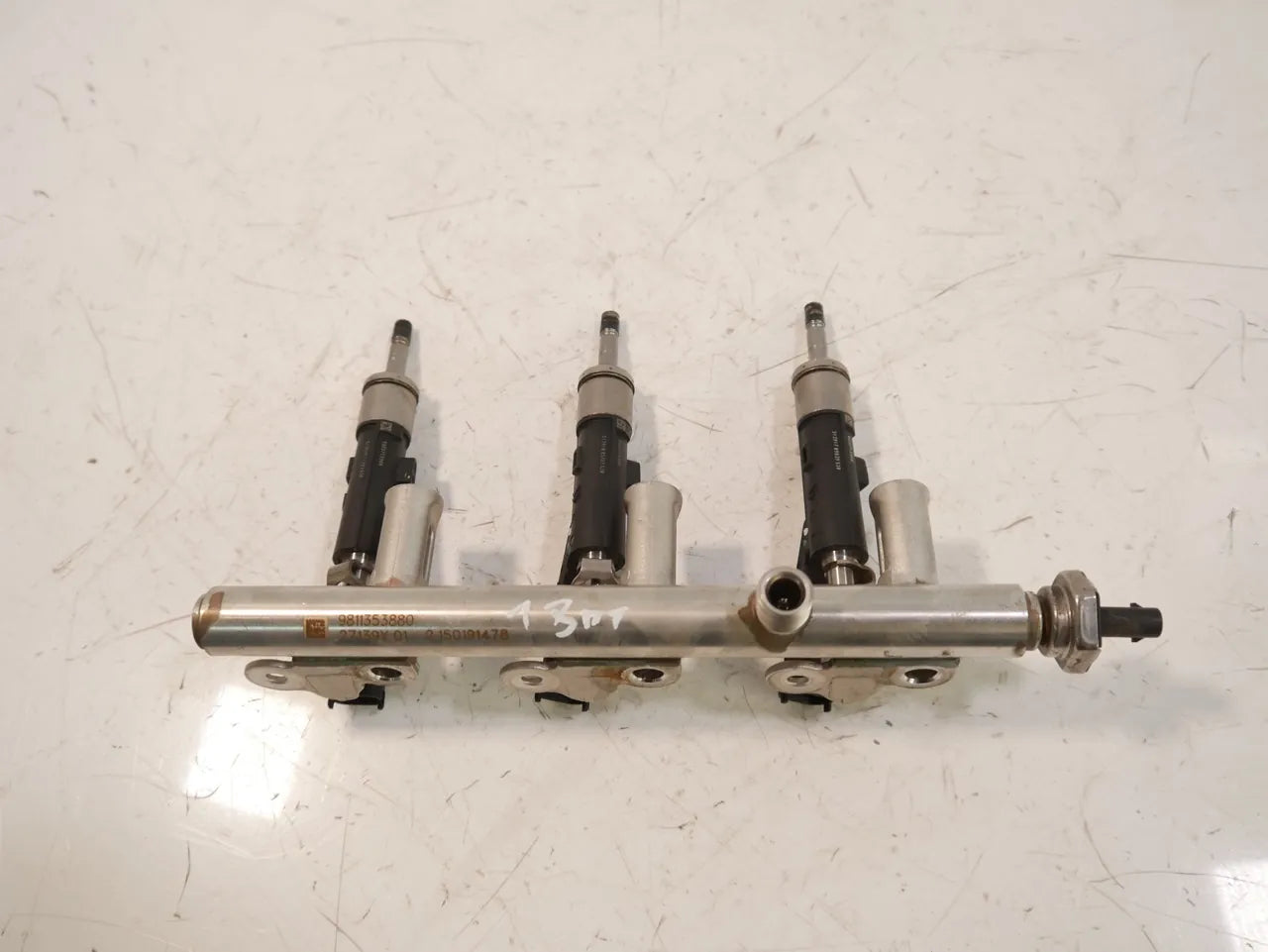 Carril del inyector Peugeot I 1.2 THP EB2ADT HN05 9811353880 9822715980