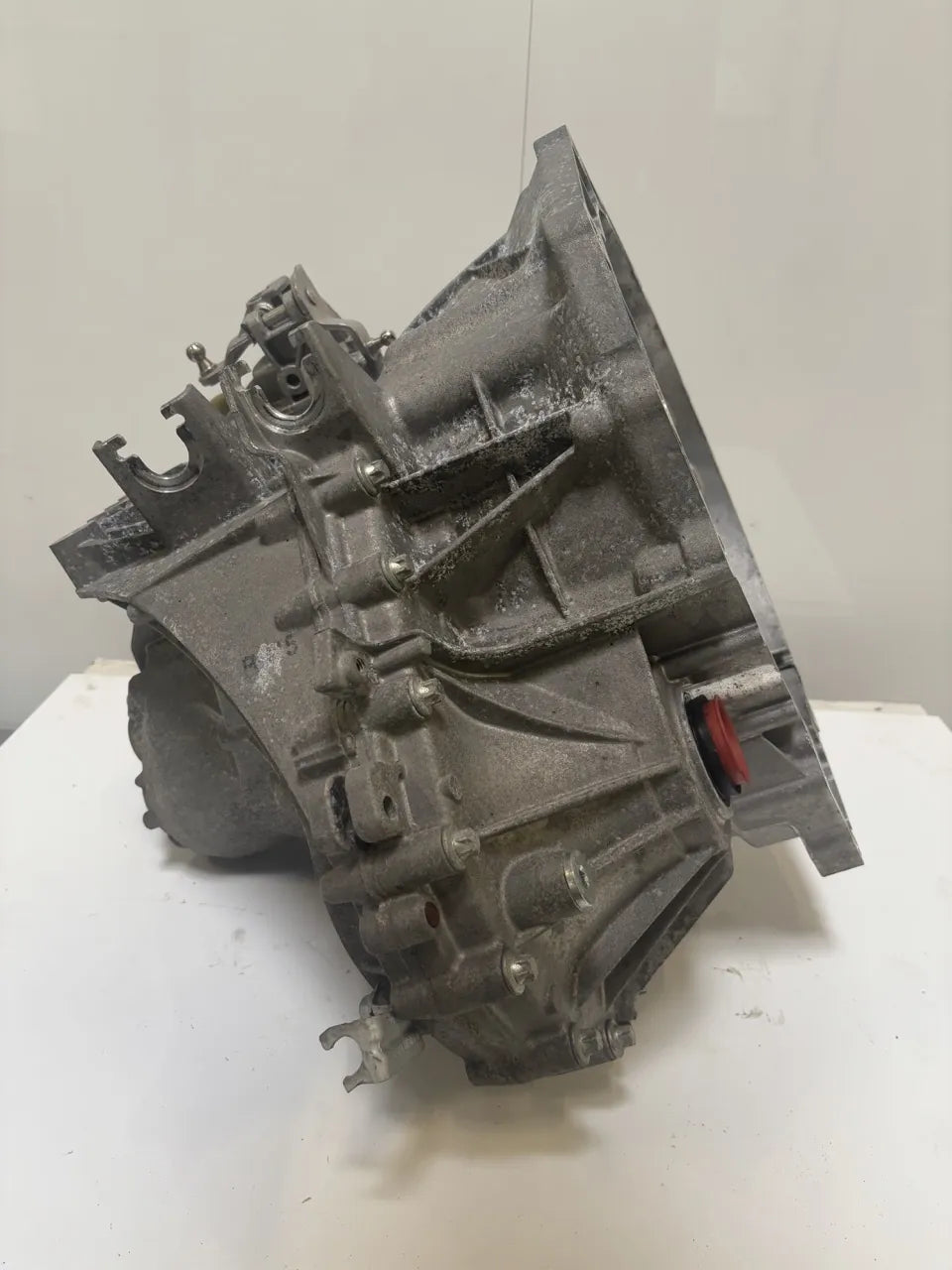 Transmisión manual de 6 velocidades BMW Serie 2 F44 1.5 218i B38A15A B38 GD6-58DG 23008482138
