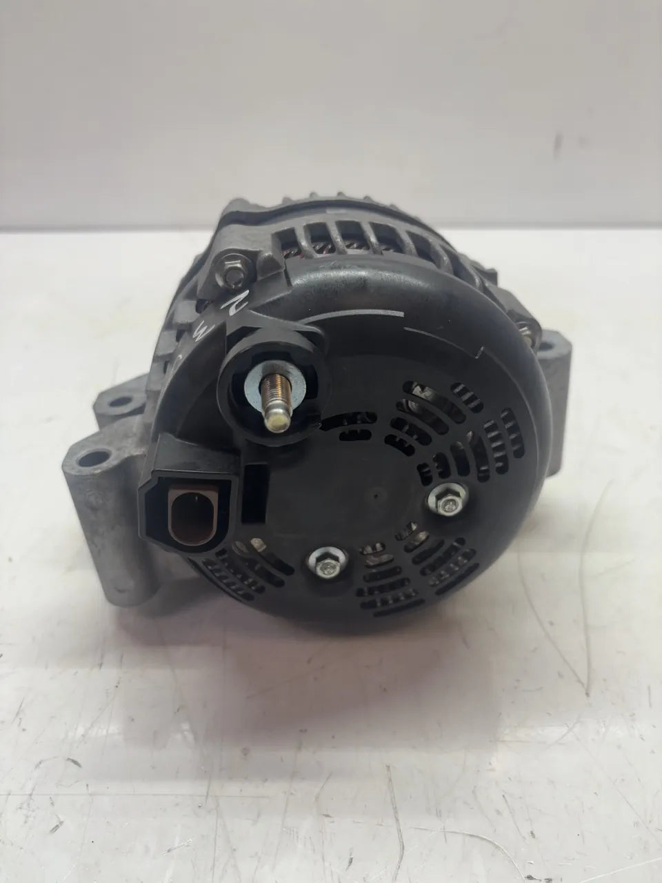 Alternador Alfa Romeo Giulia 952 2.9 gasolina 670053476 670050552