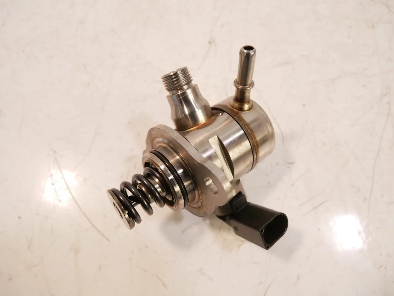 Bomba de combustible Audi Seat Volkswagen A1 Ateca 1.5 TSI DPCA DPC 05E127027