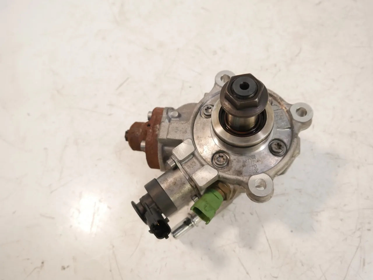 Bomba de alta presión Jaguar F-Pace X761 2.0 TD4 AWD 204DTD AJ20D4 G4D3-9B395-AA