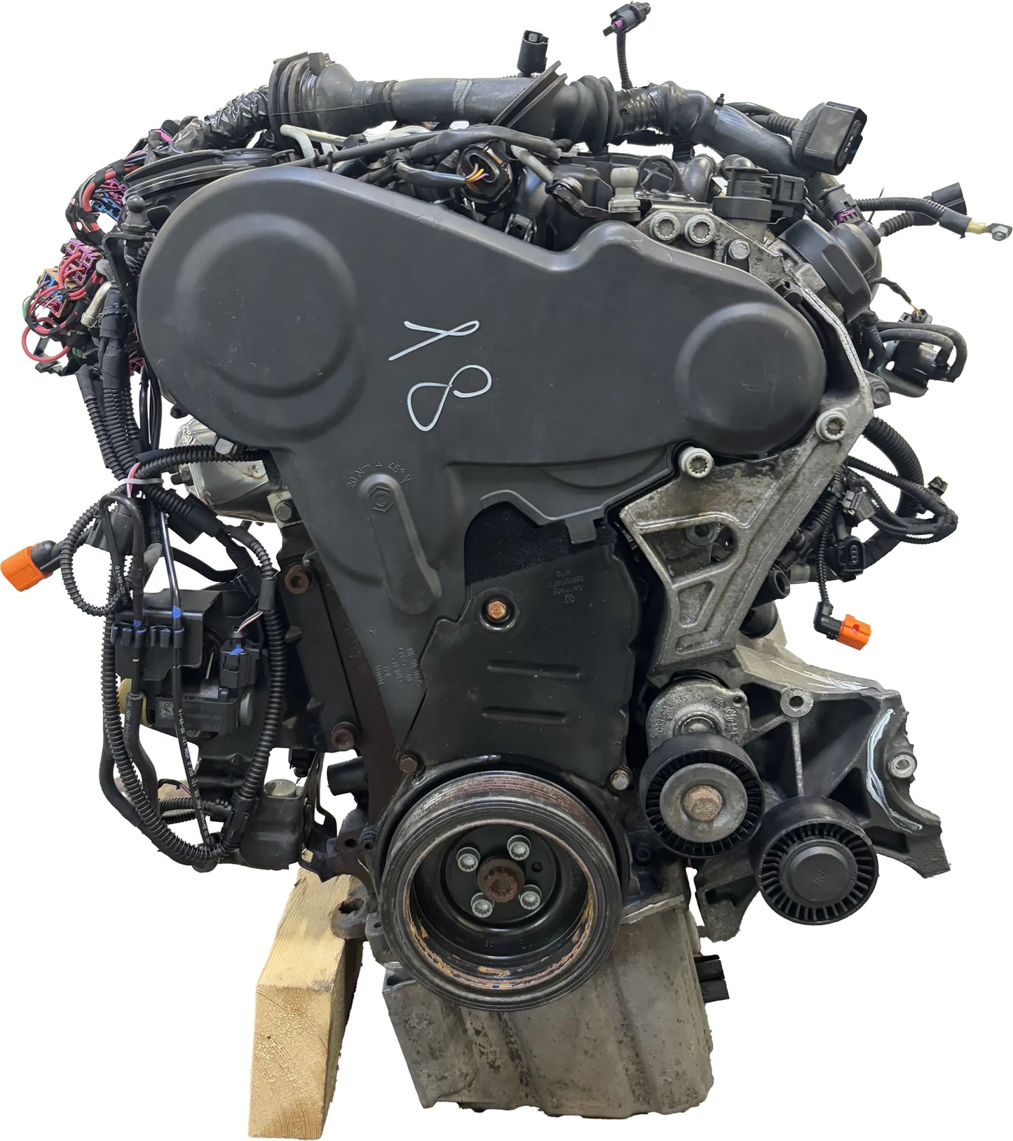 Motor Audi Seat A4 A5 Q5 2.0 TDI CAGA CAG 03L100036C