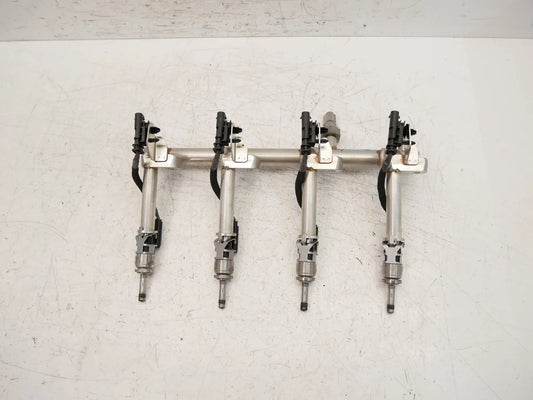 Riel inyector Volvo V40 525 526 1.5 T3 gasolina B4154T2 31478555 31432774