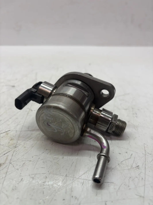 Bomba de combustible Audi Q5 2.0 TFSI DPUA DPU 06Q127A01