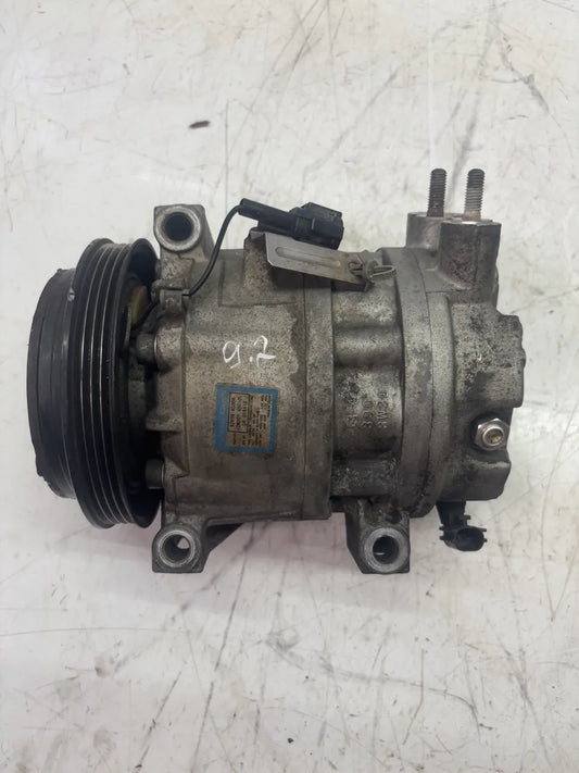 Compresor de aire acondicionado Infiniti FX 35 3.5 V6 gasolina VQ35DE 92600-AC00A