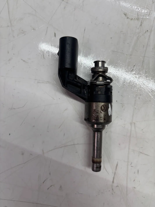 Inyector de combustible Volkswagen Golf VI Passat Scirocco Jetta 1.4 TSI CAXA CAX 03C906036F