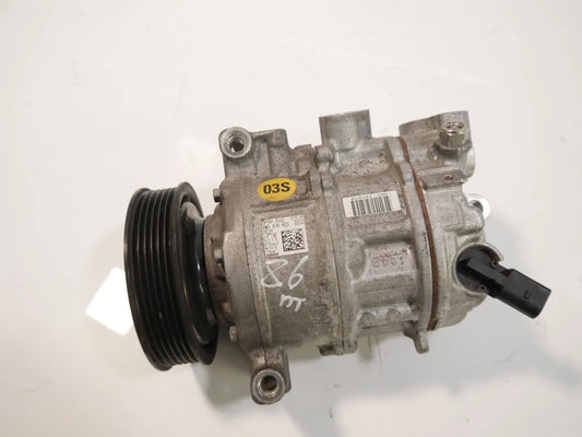 Compresor de aire acondicionado Audi A4 B9 Q5 2.0 TDI quattro DETB DET 4M0816803