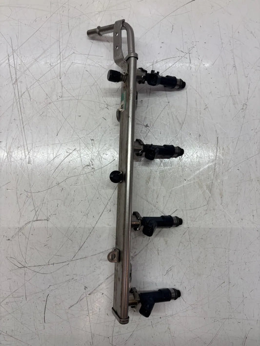 Riel inyector Chevrolet Malibu 2.4 gasolina LE5 12602482