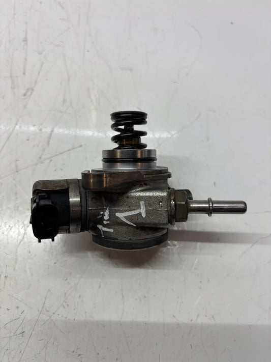 Bomba de combustible Nissan Juke F15 1.2 DIG-T HRA2DDT 166307020R