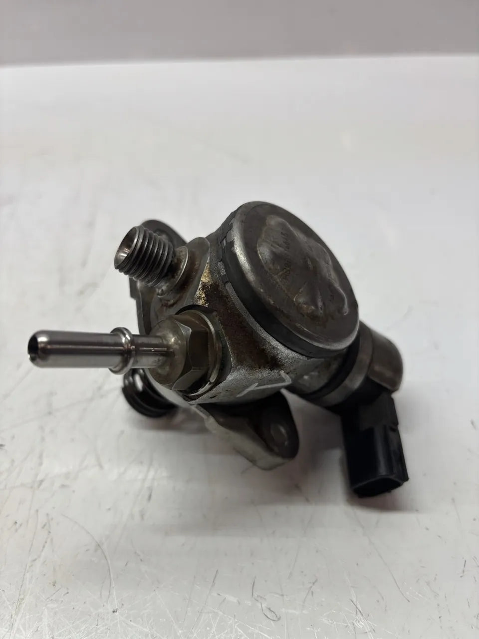 Bomba de combustible Nissan Juke F15 1.2 DIG-T HRA2DDT 166307020R