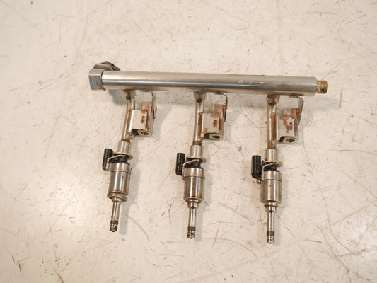 Barra de inyectores Ford Fiesta MK6 1.0 Sport YYJB DM5G-9H487-AB 0261555179