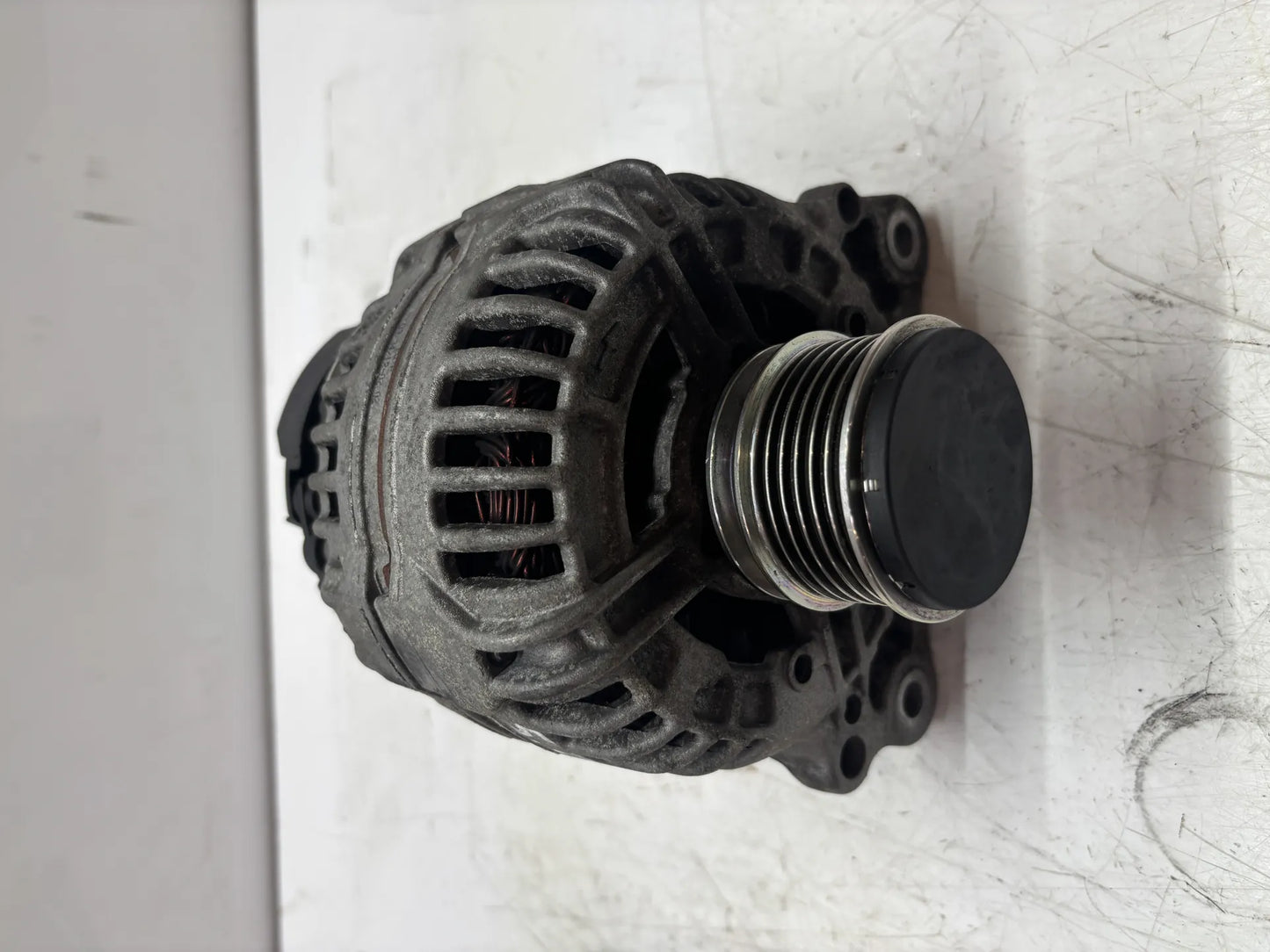 Alternador Audi Seat Skoda Volkswagen A1 Yeti Polo V 1.6 TDI CAYC CAY 03L903023