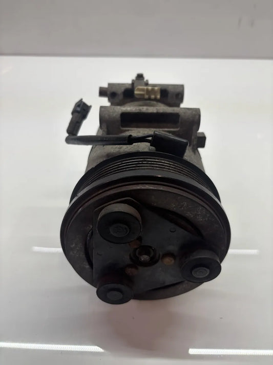Compresor de aire acondicionado Ford Kuga I 2.0 TDCi UKDA D4204T 3M5H-19D629-DK