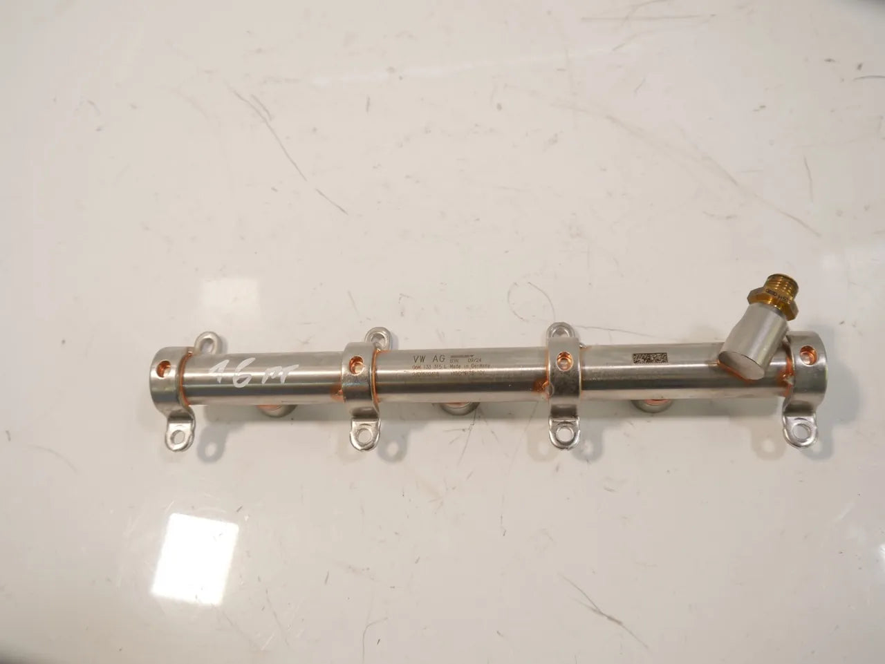 Rampa inyectora Porsche Panamera 976 2.9 CSZD 06M133315L