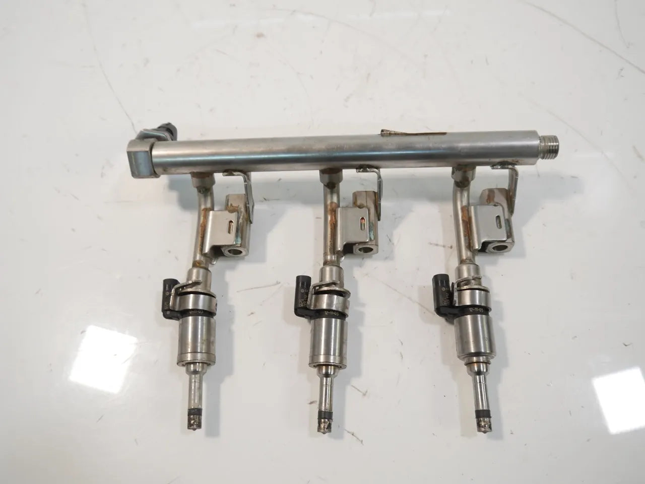 Rampa inyectora Ford Fiesta B-Max 1.0 EcoBoost SFJA CM5G-9H487-HB