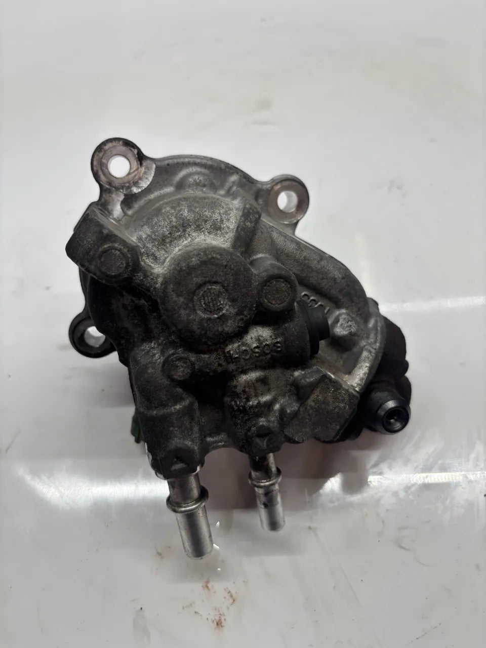 Bomba de alta presión Land Rover 2.0 Diesel 204DTD AJ20D4 G4D3-9B395-AA