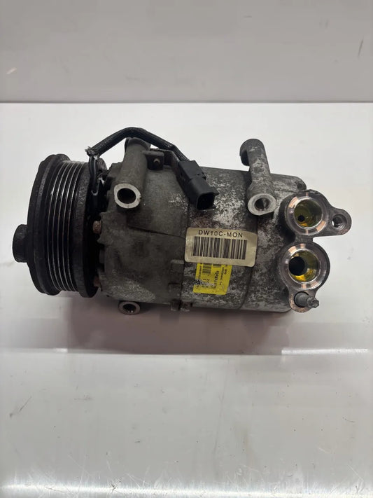 Compresor de aire acondicionado Ford Mondeo IV 2.0 TDCi UFBA AV61-19D629-DC