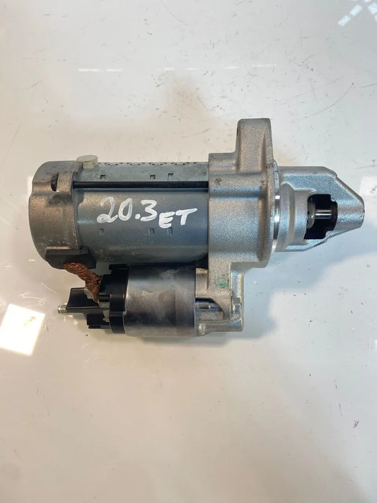 Motor de arranque Motor de arranque Mercedes-Benz CLS C257 2.0 gasolina M264.920 M264 A2649060400