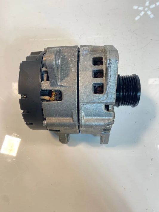 Alternador Mercedes-Benz CLS 2.0 gasolina M264.920 M264 A0009069905