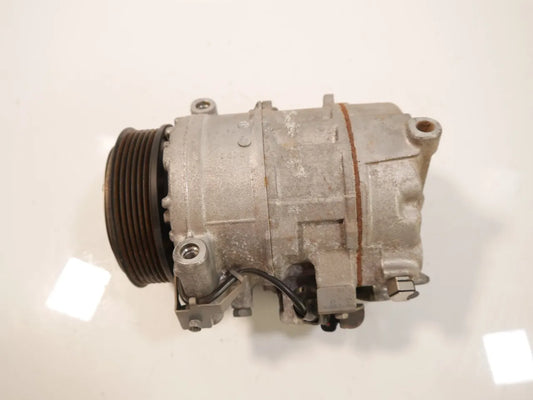 Compresor de aire acondicionado Land Rover Defender 3.0 DT306 AJ20D6 M8A2-19D629-CA