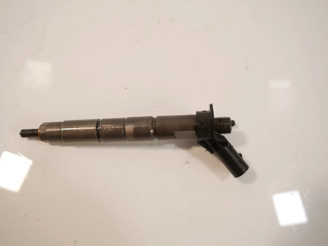 Inyector boquilla de inyección Mercedes-Benz A200d 2.0 654.920 OM654.920 A6540700187