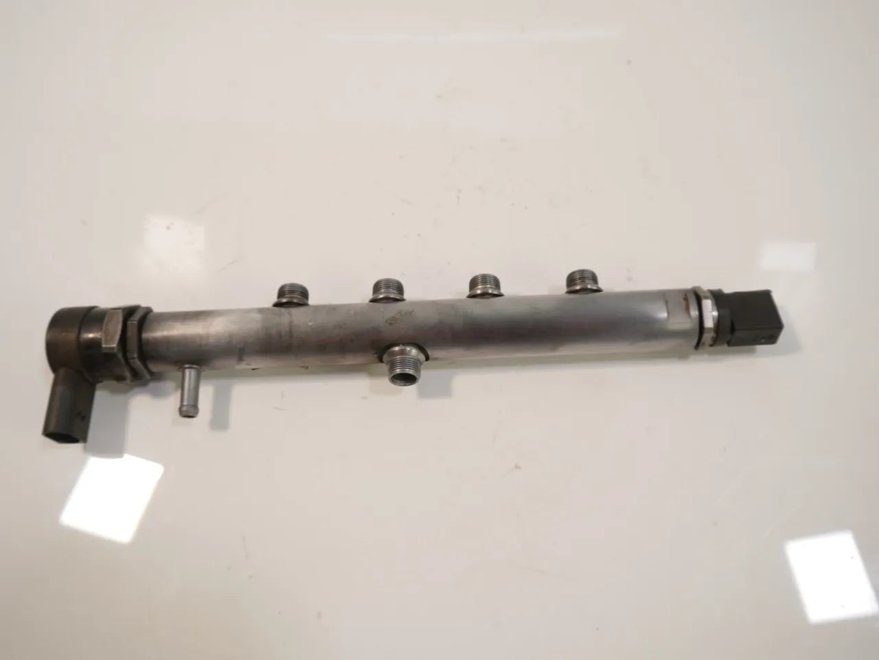 Tubo de raíl Mercedes-Benz A200d W177 2.0 654.920 OM654.920 OM654