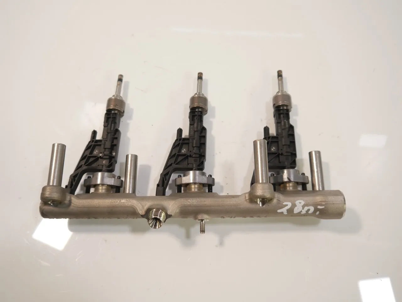 Carril del inyector Mini Countryman 1.5 B38A15F B38 8665631