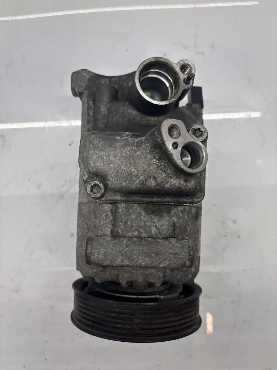 Compresor de aire acondicionado Audi Seat Skoda Volkswagen A3 Golf V 1.9 TDI BLS 5N0820803A