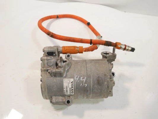 Compresor de aire acondicionado Volvo XC90 MK2 2.0 T8 Hybrid AWD B4204T35 B42 31455426