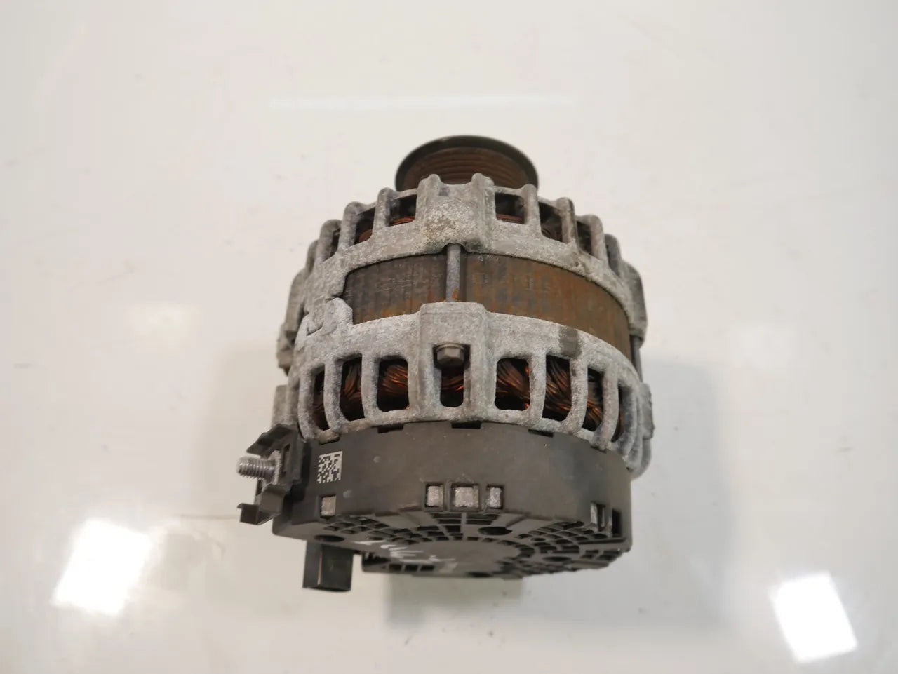 Alternador Volvo V40 2.0 D2 D4204T8 D42 30659580