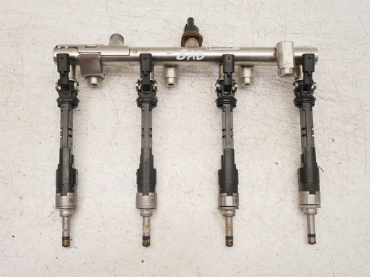 Rail de inyectores Nissan Qashqai 1.3 DIG-T HR13DDT H5H 175222462R