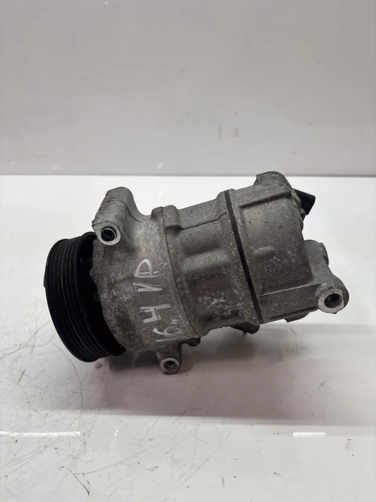 Compresor de aire acondicionado Audi Seat Skoda Volkswagen A3 Golf V 1.9 TDI BXE 5N0820803C