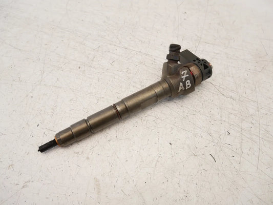 Inyector boquilla de inyección Volkswagen Audi A3 Golf 2.0 TDI CFFA CFF 03L130277J