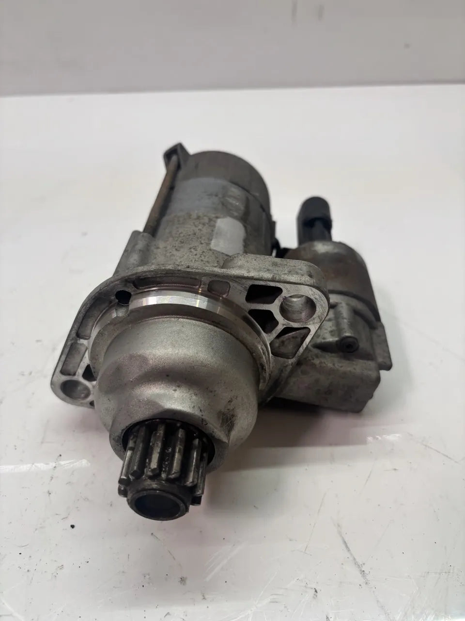 Motor de arranque Audi Skoda Volkswagen A3 Superb Golf VI 2.0 TDI CBBB CBB 02M911024P