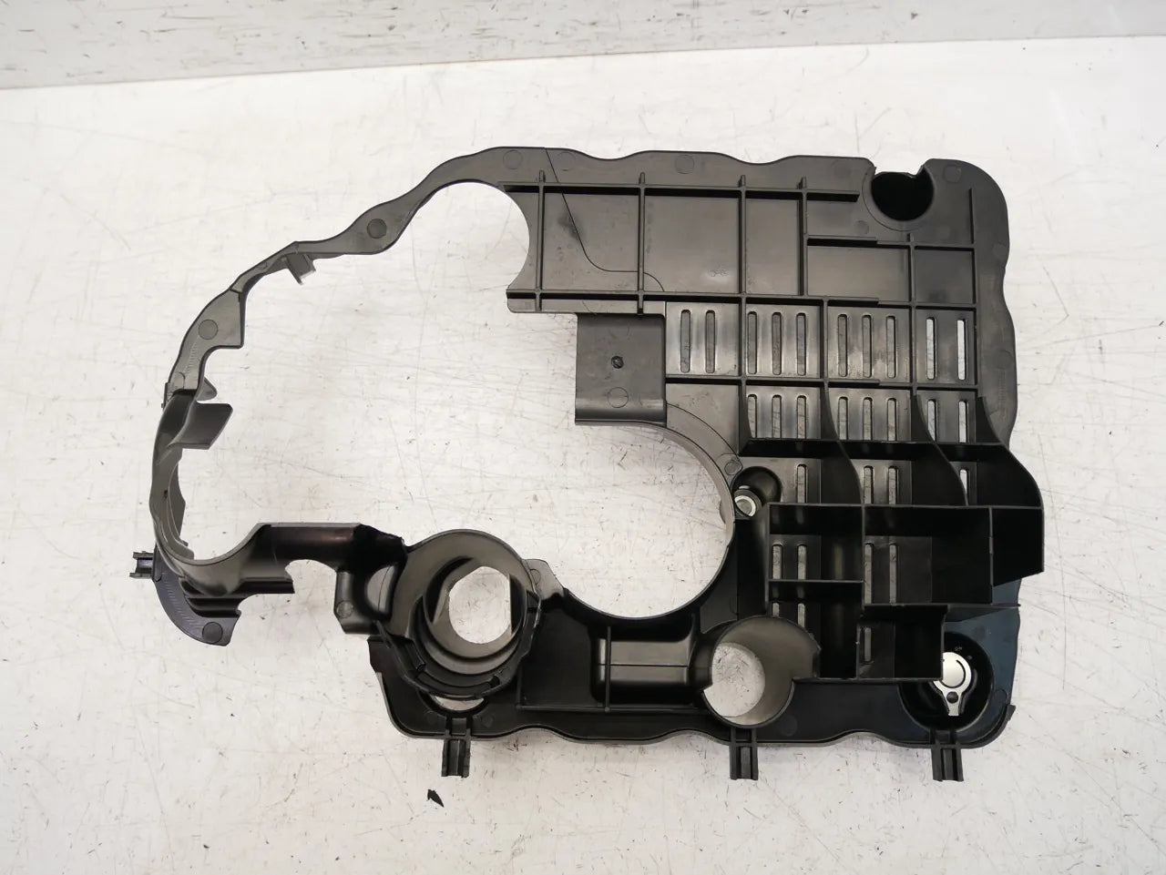 Placa deflectora Volkswagen Passat B7 2.0 TSI DTDA DDSA DDSB 06K103138Q
