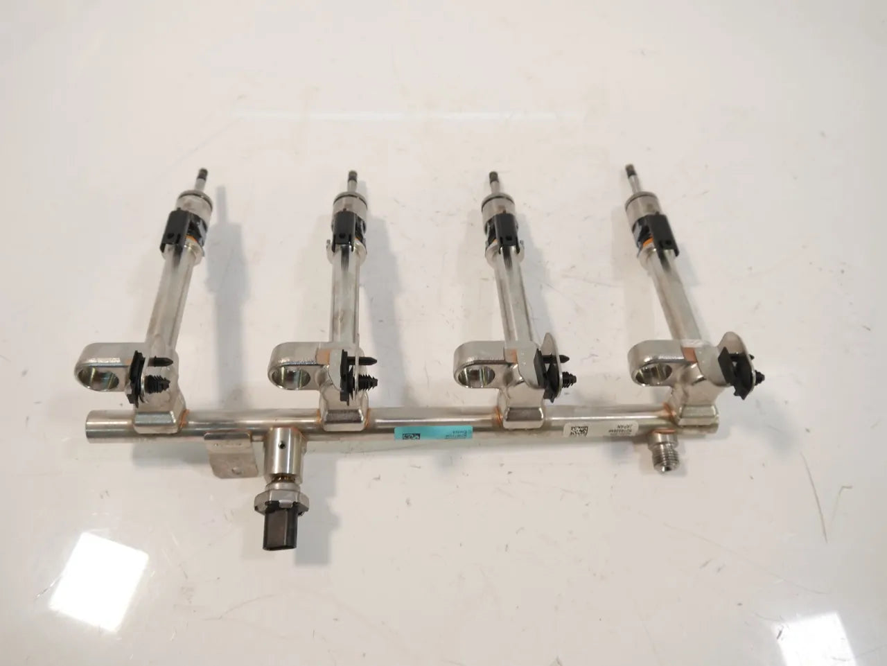 Rampa inyectora Volvo XC60 II 2.0 B5 Mild-Hybrid B420T2 32140074 32140073