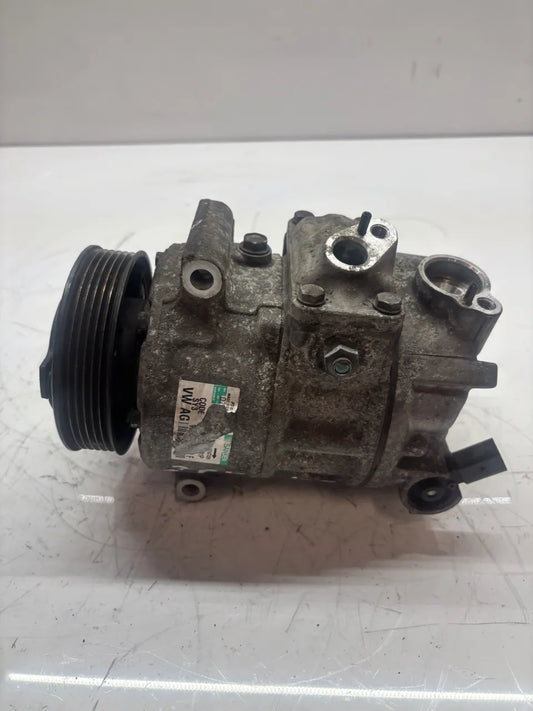 Compresor de aire acondicionado Audi Seat Skoda Volkswagen A3 Superb Jetta 2.0 TDI BKD 1K0820859F