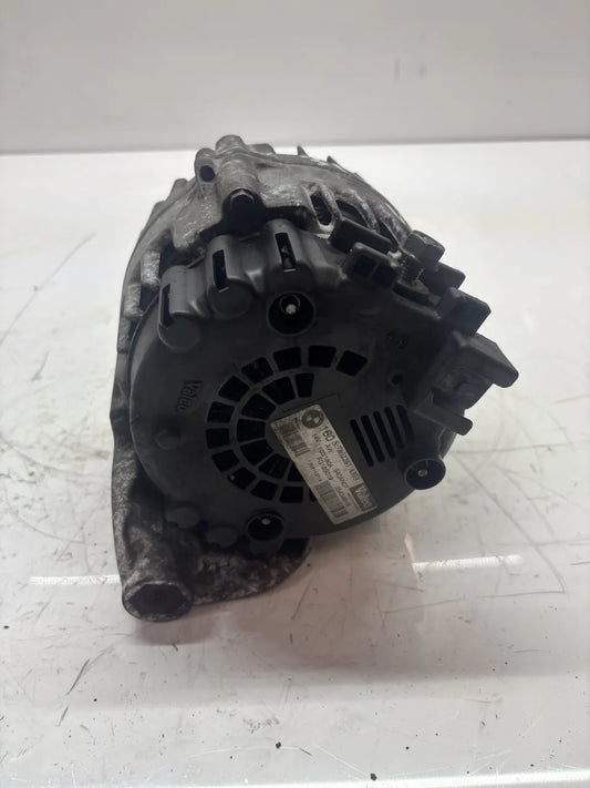 Alternador BMW Serie 3 E90 E91 E92 E93 2.0 d 320d N47D20C N47 7802261