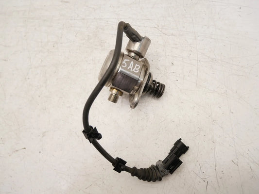 Bomba de combustible Alfa Romeo Guilia Stelvio 2.9 670050436 0261520136