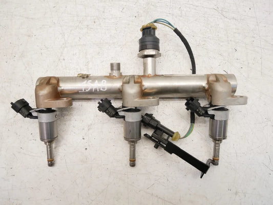 Rail de inyectores Alfa Romeo Guilia 2.9 670050436 670050673