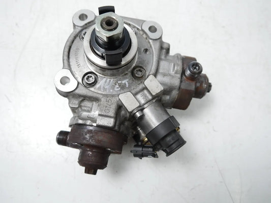 Bomba de alta presión Volvo XC60 2.4 D5 AWD D5244T20 D52 31372081 0445010681