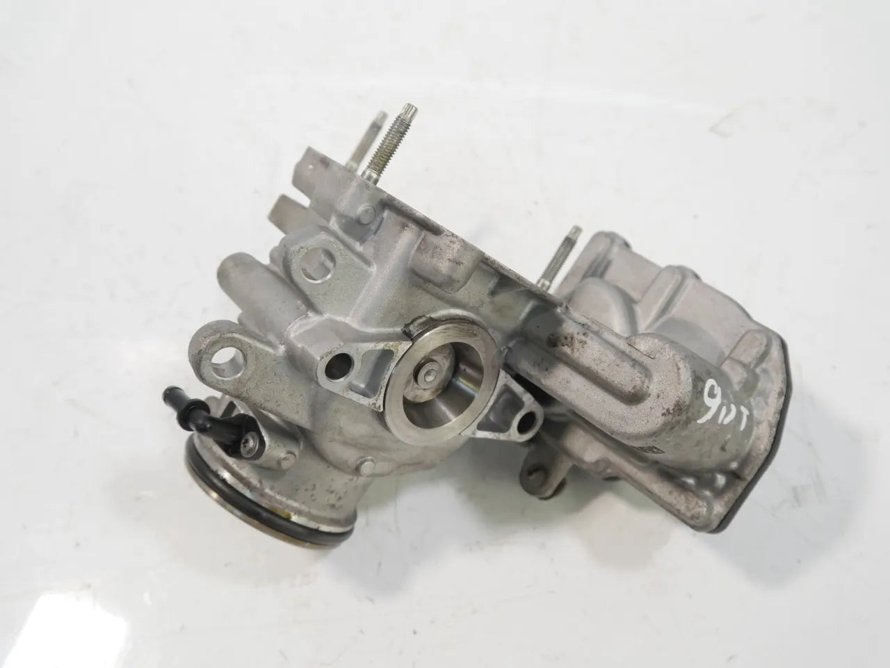 Válvula EGR Land Rover Discovery L550 2.0D 204DTD AJ20D4 G4D3-5H273-BB