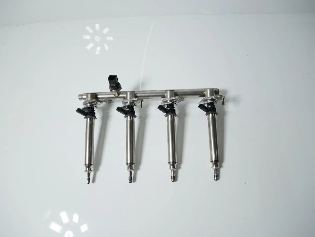 Rampa inyectora Mercedes-Benz Clase C C300 2.0 gasolina M264.920 A2640701000