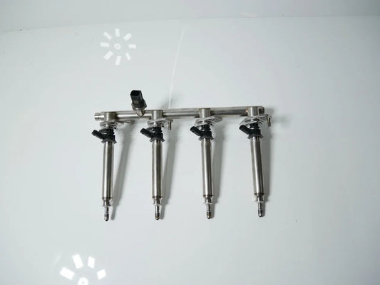 Rampa inyectora Mercedes-Benz Clase C C300 2.0 gasolina M264.920 A2640701000